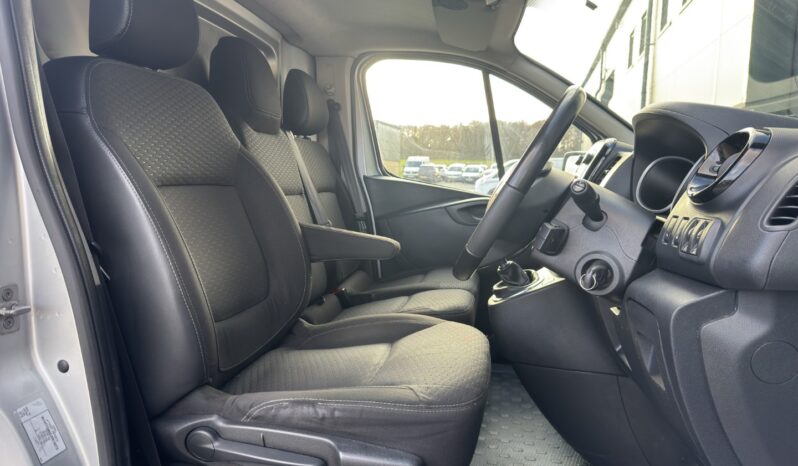 
VAUXHALL VIVARO 1.6CDTI Sportive LWB full									