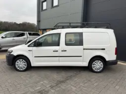 
VOLKSWAGEN CADDY MAXI 2.0 TDI Kombi Van full									