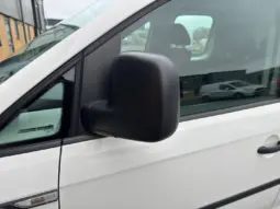 
VOLKSWAGEN CADDY MAXI 2.0 TDI Kombi Van full									