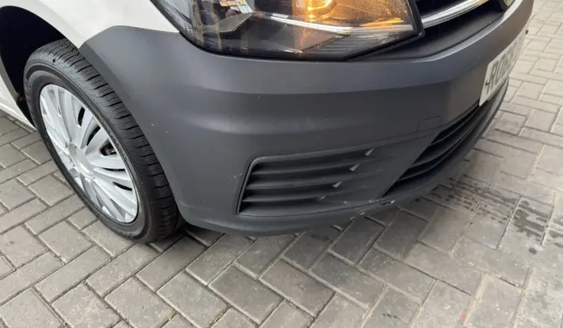 
VOLKSWAGEN CADDY MAXI 2.0 TDI Kombi Van full									