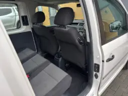 
VOLKSWAGEN CADDY MAXI 2.0 TDI Kombi Van full									