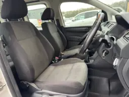 
VOLKSWAGEN CADDY MAXI 2.0 TDI Kombi Van full									