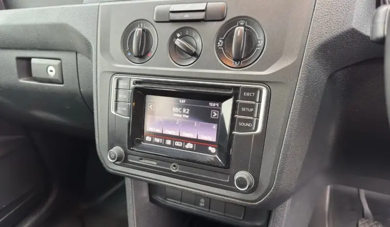 
VOLKSWAGEN CADDY MAXI 2.0 TDI Kombi Van full									