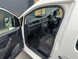 
VOLKSWAGEN CADDY MAXI 2.0 TDI Kombi Van full									