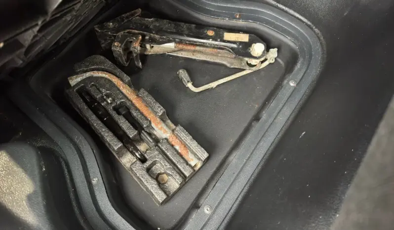 
VOLKSWAGEN CADDY MAXI 2.0 TDI Kombi Van full									