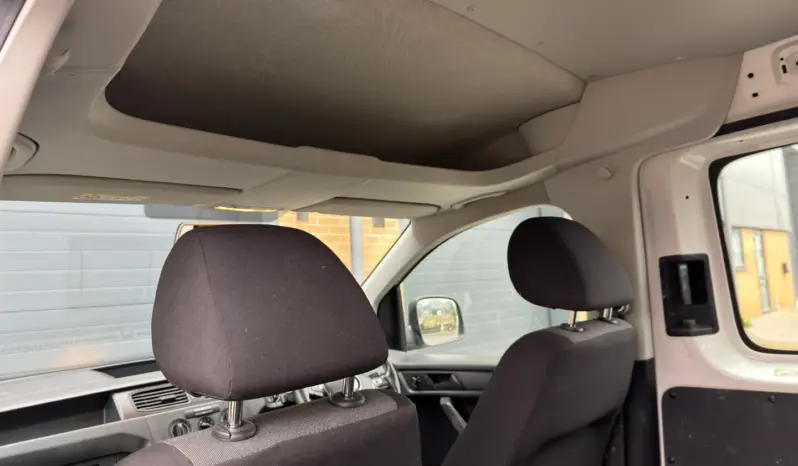 
VOLKSWAGEN CADDY MAXI 2.0 TDI Kombi Van full									