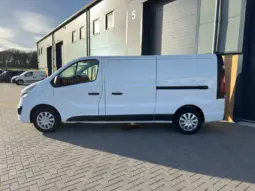 
Vauxhall Vivaro 1.6 CDTi 2900 Sportive full									