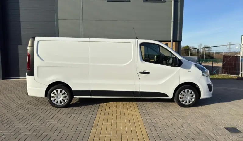 
Vauxhall Vivaro 1.6 CDTi 2900 Sportive full									