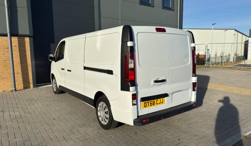 
Vauxhall Vivaro 1.6 CDTi 2900 Sportive full									