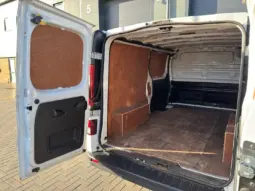 
Vauxhall Vivaro 1.6 CDTi 2900 Sportive full									