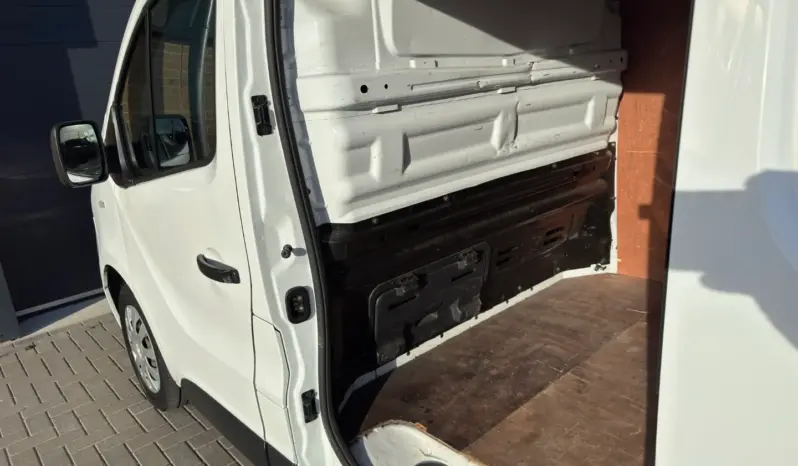 
Vauxhall Vivaro 1.6 CDTi 2900 Sportive full									