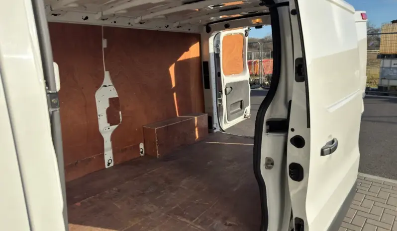 
Vauxhall Vivaro 1.6 CDTi 2900 Sportive full									