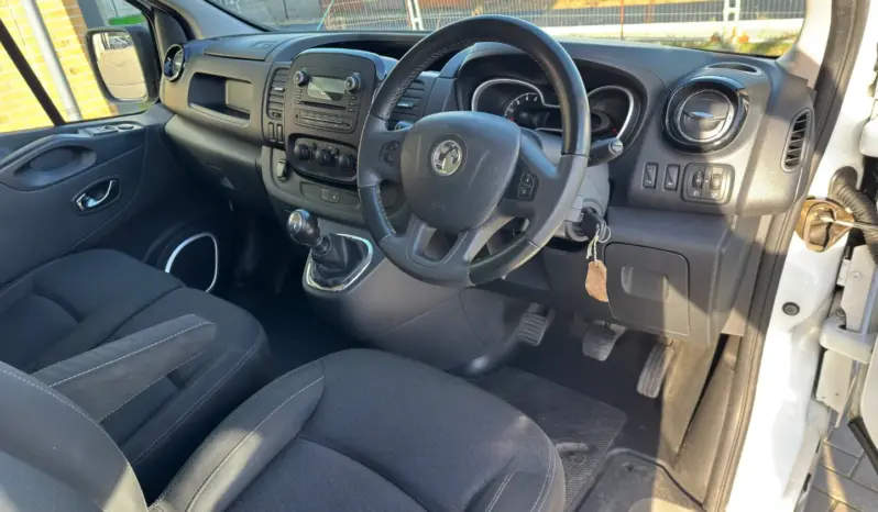 
Vauxhall Vivaro 1.6 CDTi 2900 Sportive full									