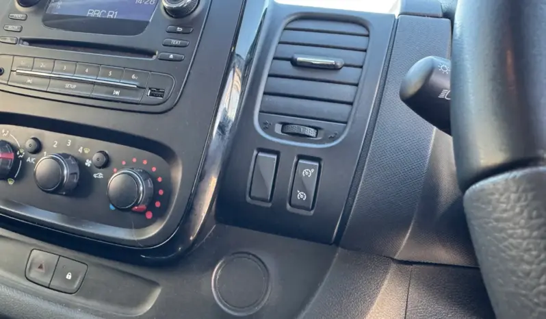 
Vauxhall Vivaro 1.6 CDTi 2900 Sportive full									