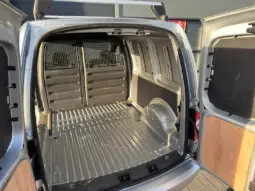 
VOLKSWAGEN CADDY 1.6 TDI Highline full									