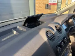 
VOLKSWAGEN CADDY 1.6 TDI Highline full									