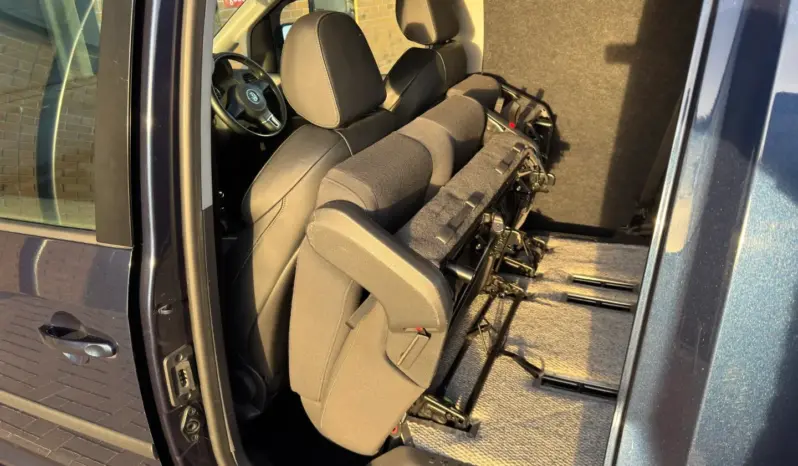 
Volkswagen Caddy 1.6 TDI Highline full									