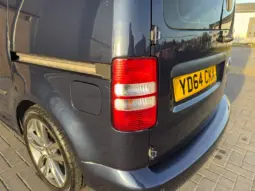 
Volkswagen Caddy 1.6 TDI Highline full									