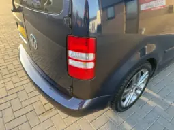 
Volkswagen Caddy 1.6 TDI Highline full									