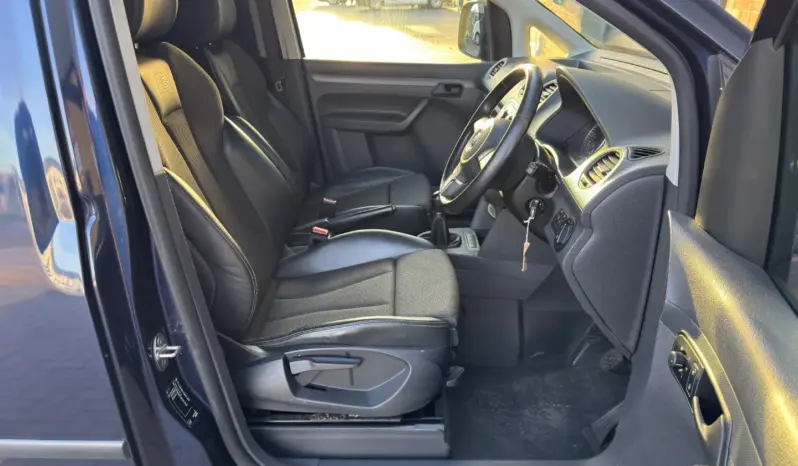 
Volkswagen Caddy 1.6 TDI Highline full									