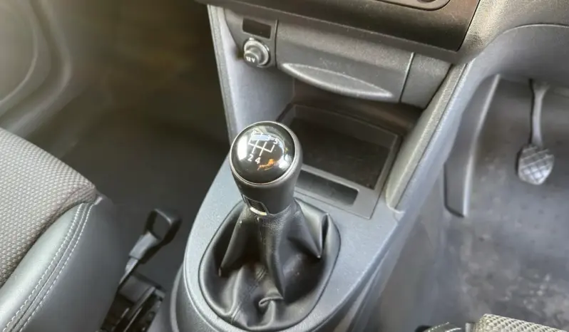 
Volkswagen Caddy 1.6 TDI Highline full									