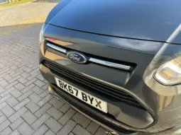 
FORD TRANSIT CONNECT 1.5 TDCi Limited full									