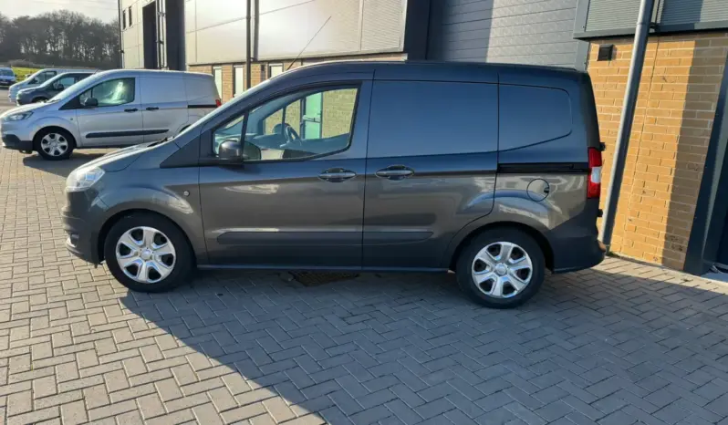 
Ford Transit Courier 1.6 TDCi Trend full									