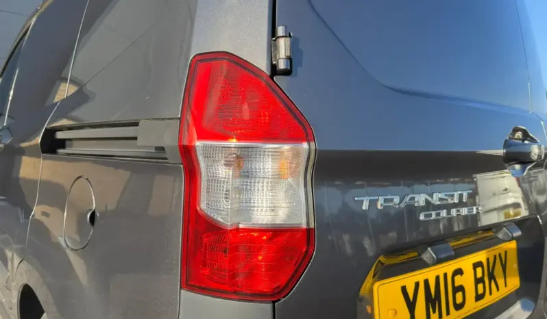 
Ford Transit Courier 1.6 TDCi Trend full									