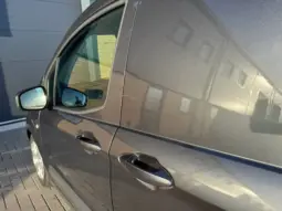 
Ford Transit Courier 1.6 TDCi Trend full									