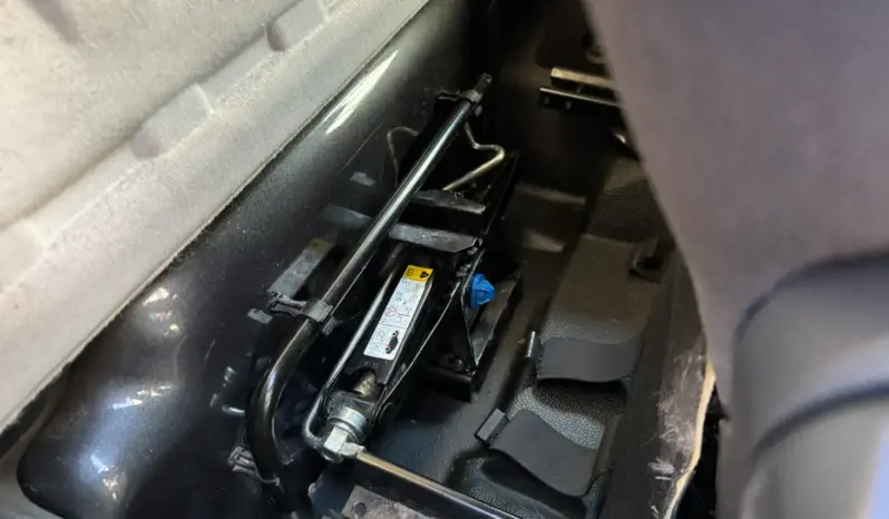 
Ford Transit Courier 1.6 TDCi Trend full									