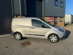 
Ford Transit Courier 1.5 TDCi Trend full									