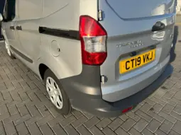 
Ford Transit Courier 1.5 TDCi Trend full									