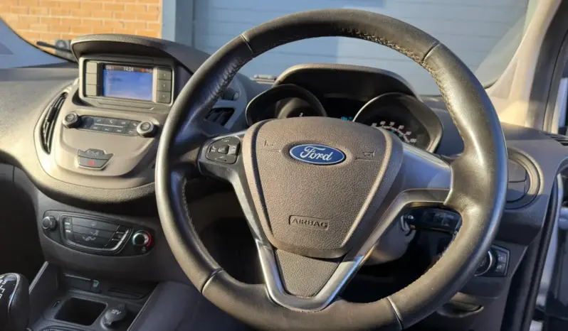 
Ford Transit Courier 1.5 TDCi Trend full									