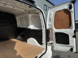 
VAUXHALL COMBO Sportive1.5 D 130ps full									