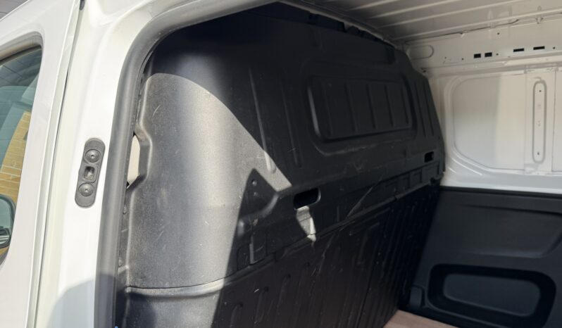 
VAUXHALL COMBO Sportive1.5 D 130ps full									