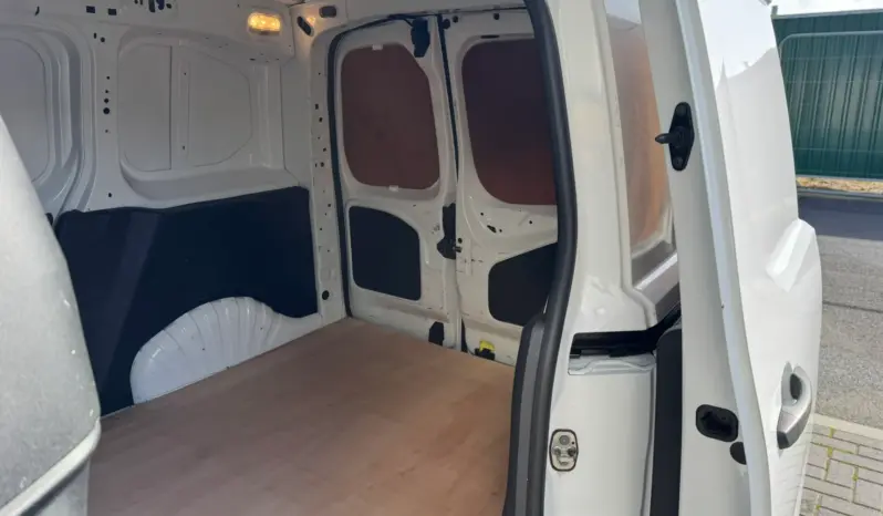 
VAUXHALL COMBO Sportive1.5 D 130ps full									