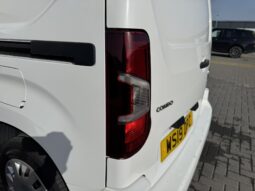 
VAUXHALL COMBO Sportive1.5 D 130ps full									