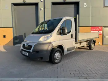 Peugeot Boxer 2.2 HDi 335 Chassis Cab
