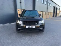 
LAND ROVER RANGE ROVER 4.4 SDV8 Vogue SE full									