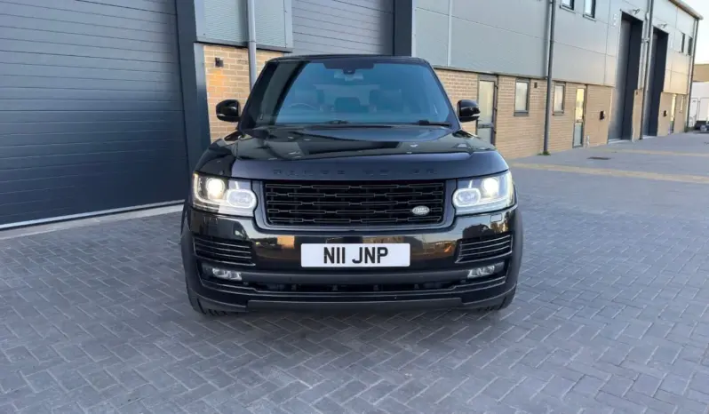 
LAND ROVER RANGE ROVER 4.4 SDV8 Vogue SE full									