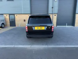 
LAND ROVER RANGE ROVER 4.4 SDV8 Vogue SE full									