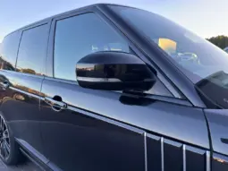 
LAND ROVER RANGE ROVER 4.4 SDV8 Vogue SE full									