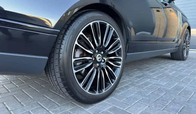 
LAND ROVER RANGE ROVER 4.4 SDV8 Vogue SE full									