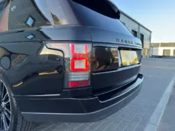 
LAND ROVER RANGE ROVER 4.4 SDV8 Vogue SE full									