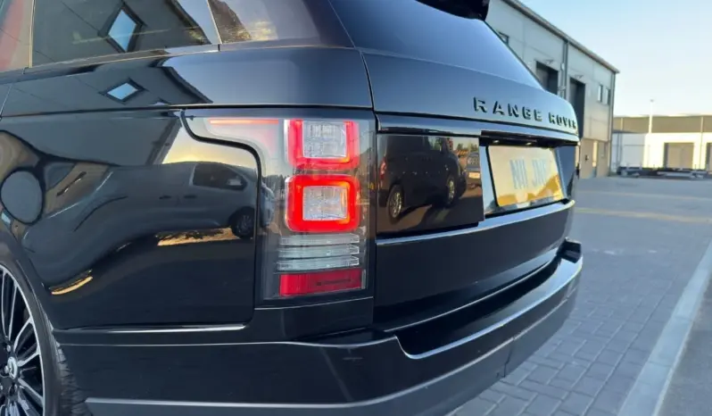 
LAND ROVER RANGE ROVER 4.4 SDV8 Vogue SE full									