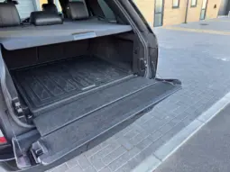 
LAND ROVER RANGE ROVER 4.4 SDV8 Vogue SE full									