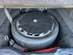 
LAND ROVER RANGE ROVER 4.4 SDV8 Vogue SE full									