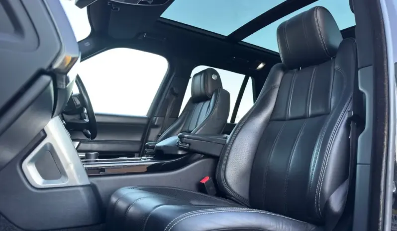 
LAND ROVER RANGE ROVER 4.4 SDV8 Vogue SE full									