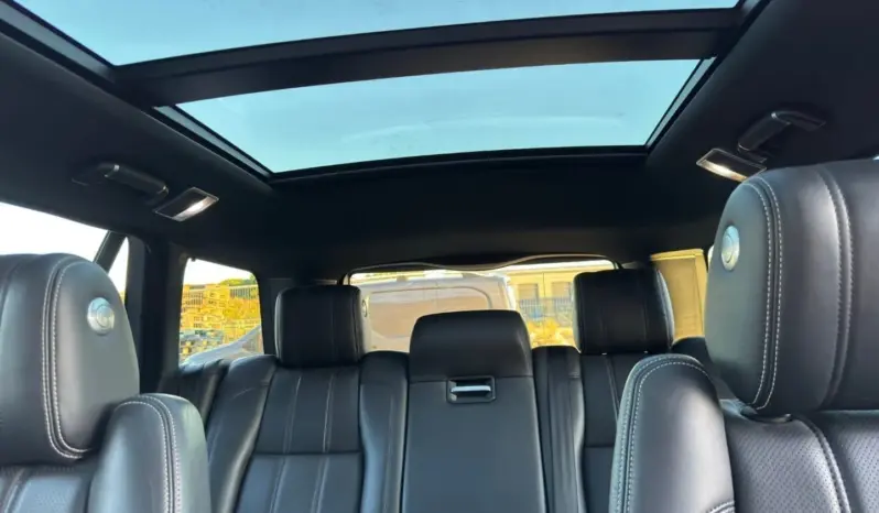 
LAND ROVER RANGE ROVER 4.4 SDV8 Vogue SE full									