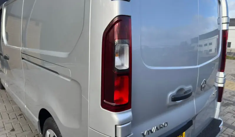 
VAUXHALL VIVARO 1.6CDTI Sportive LWB full									